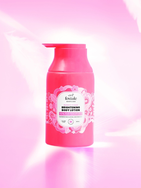 Foxtale SPF 30 Detan Brightening Body Lotion with Niacinamide & Vitamin C for Glowing Skin