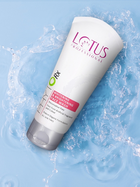 Lotus Herbals Professional Phyto-Rx Whitening & Brightening Face Wash 80 g