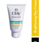 Olay Natural Aura Glowing Radiance Day Cream with SPF15 with Vitamin B3, Pro B5 & E - 40g