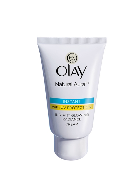 Olay Natural Aura Glowing Radiance Day Cream with SPF15 with Vitamin B3, Pro B5 & E - 40g 3 Olay Natural Aura Glowing Radiance Day Cream with SPF15 with Vitamin B3, Pro B5 & E - 40g