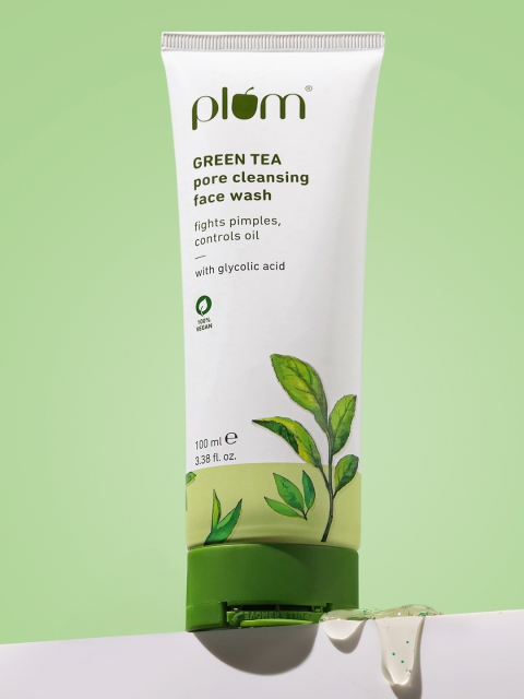 Plum Green Tea Pore Cleansing Gel Face Wash With Glycolic Acid To Fights Acne & Oil- 100ml