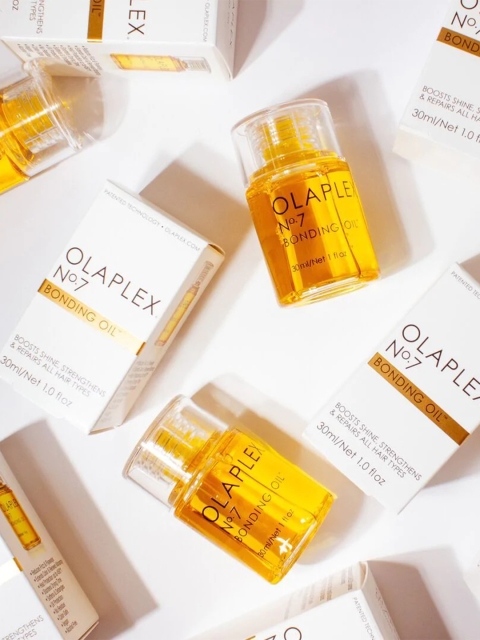 OLAPLEX No. 7 Bonding Hair Oil To Boost Shine & Strength - 30ml 5 OLAPLEX No. 7 Bonding Hair Oil To Boost Shine & Strength - 30ml