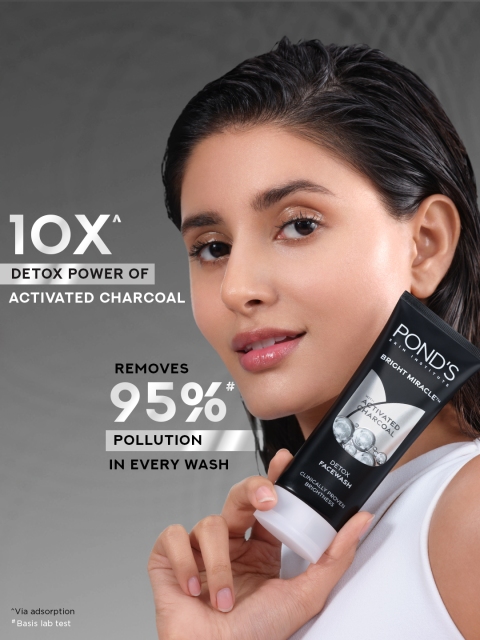 Ponds Bright Miracle Detox Facewash with 10X Power of Charcoal, 200gm 4 Ponds Bright Miracle Detox Facewash with 10X Power of Charcoal, 200gm