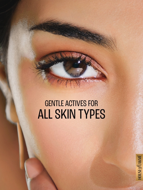 Lakme Lumi Smooth AHA + BHA + PHA + B3 Cream - 50 g 5 Lakme Lumi Smooth AHA + BHA + PHA + B3 Cream - 50 g