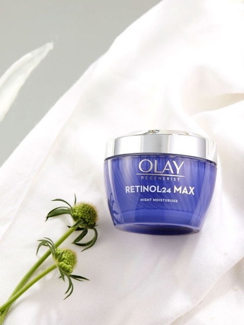 Olay Retinol24 Max Night Cream Reduces Fine Lines in 7 Nights - 50g 3 Olay Retinol24 Max Night Cream Reduces Fine Lines in 7 Nights - 50g