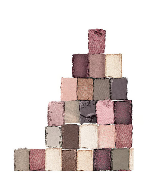 Maybelline New York The Nudes Eyeshadow Palette - Blush 9g 3 Maybelline New York The Nudes Eyeshadow Palette - Blush 9g