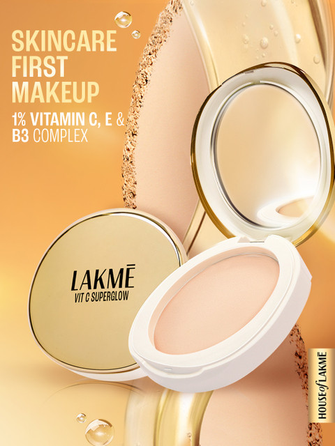 Lakme Makeup+Skincare 1% Vit C Superglow Skin Perfecting SPF20 Compact 8g - Ivory 10 4 Lakme Makeup+Skincare 1% Vit C Superglow Skin Perfecting SPF20 Compact 8g - Ivory 10