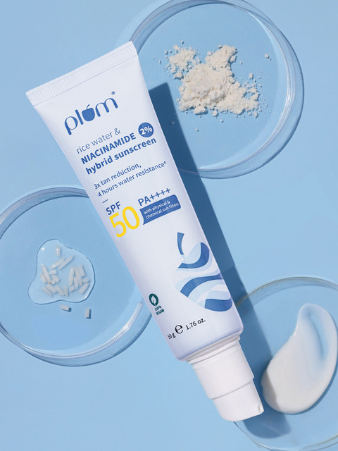 Plum 2% Niacinamide Sunscreen SPF 50 PA+++ UVA/B To Reduces Tan - 50g